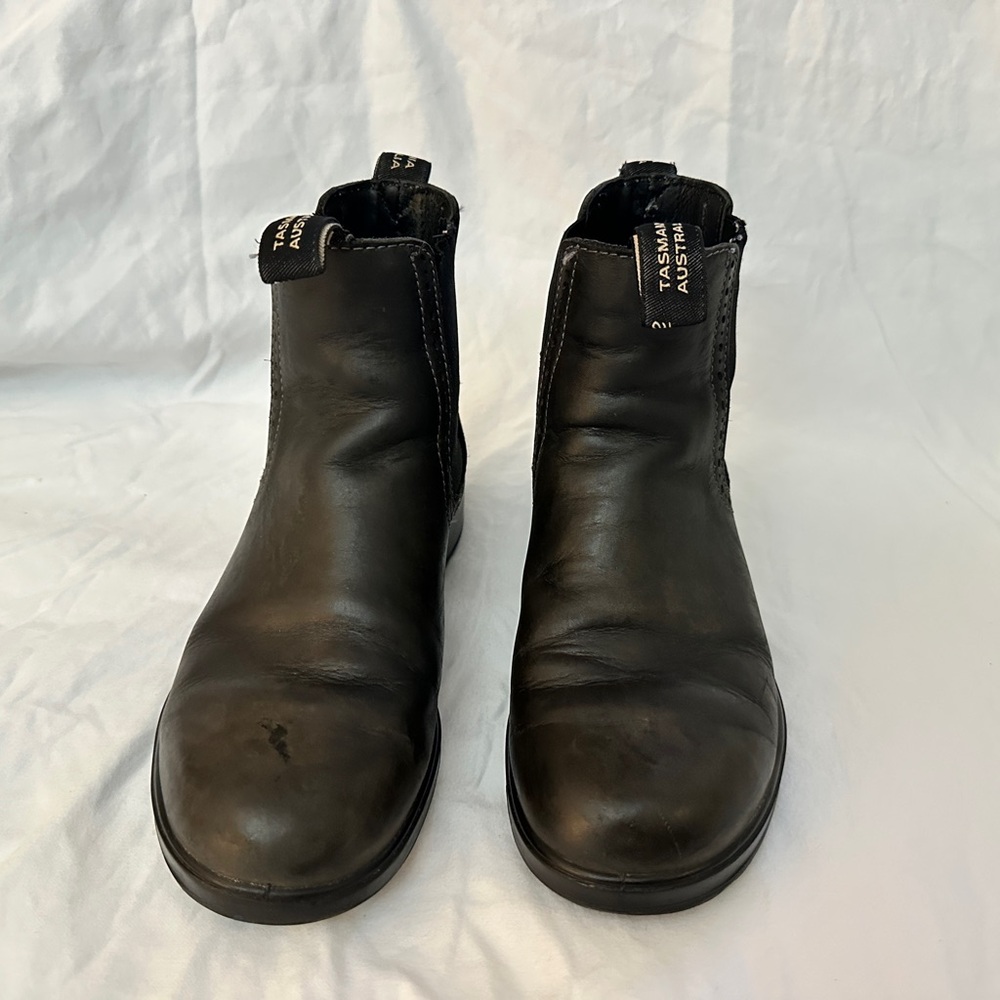 Blundstone 1630 Rustic Chelsea Boots Womens 5 AU, Size 8 US Gray Pull On